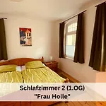 Grimme - 350m2, 18 Betten - Mit Indoorspielplatz, Pool, Grosser Terrasse, Grill, Sauna, Kicker, Dart, Uvm - Ideal Fuer Familien Hébergement de vacances