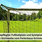 Grimme - 350m2, 18 Betten - Mit Indoorspielplatz, Pool, Grosser Terrasse, Grill, Sauna, Kicker, Dart, Uvm - Ideal Fuer Familien