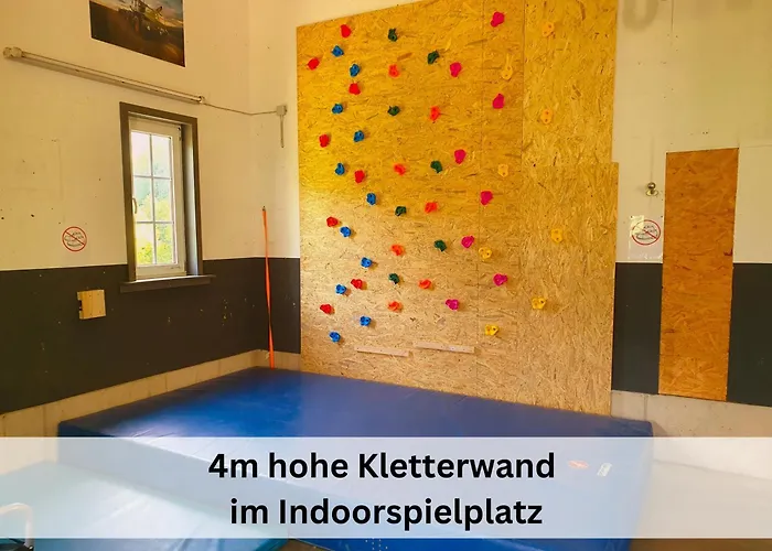 Grimme - 350m2, 18 Betten - Mit Indoorspielplatz, Pool, Grosser Terrasse, Grill, Sauna, Kicker, Dart, Uvm - Ideal Fuer Familien Prázdninový dům